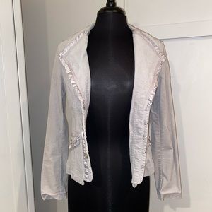 Beautiful gray blazer